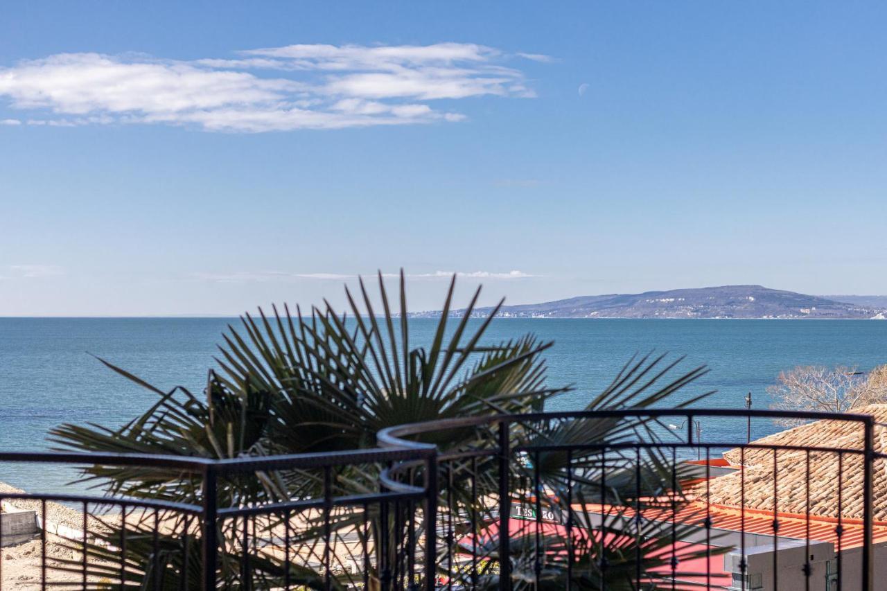 Supreme Beach Apartments 巴尔奇克 外观 照片