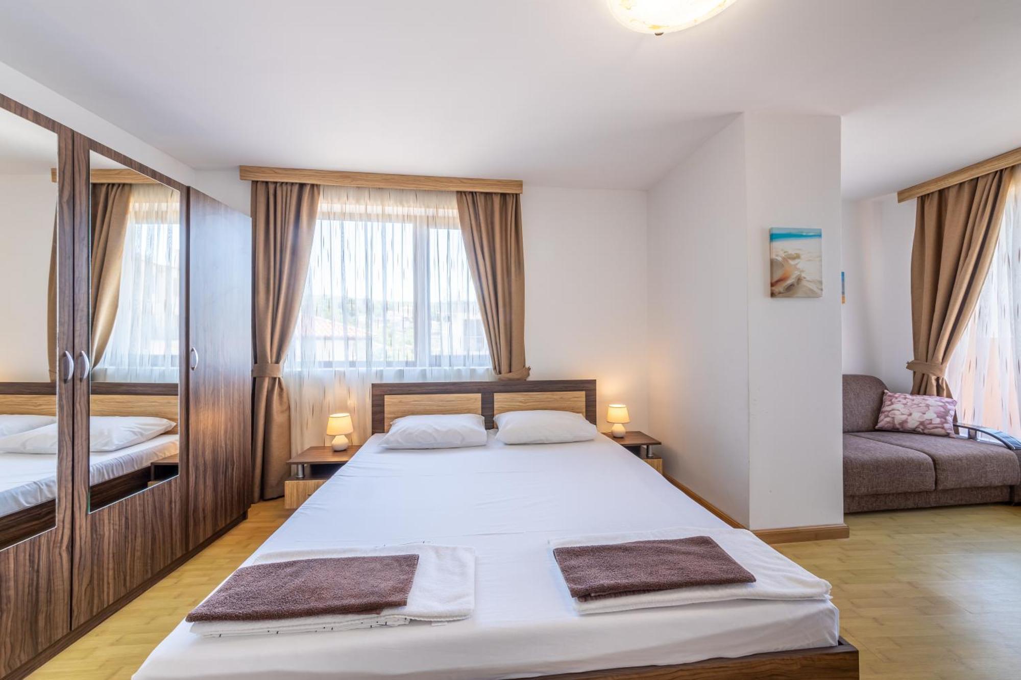 Supreme Beach Apartments 巴尔奇克 外观 照片