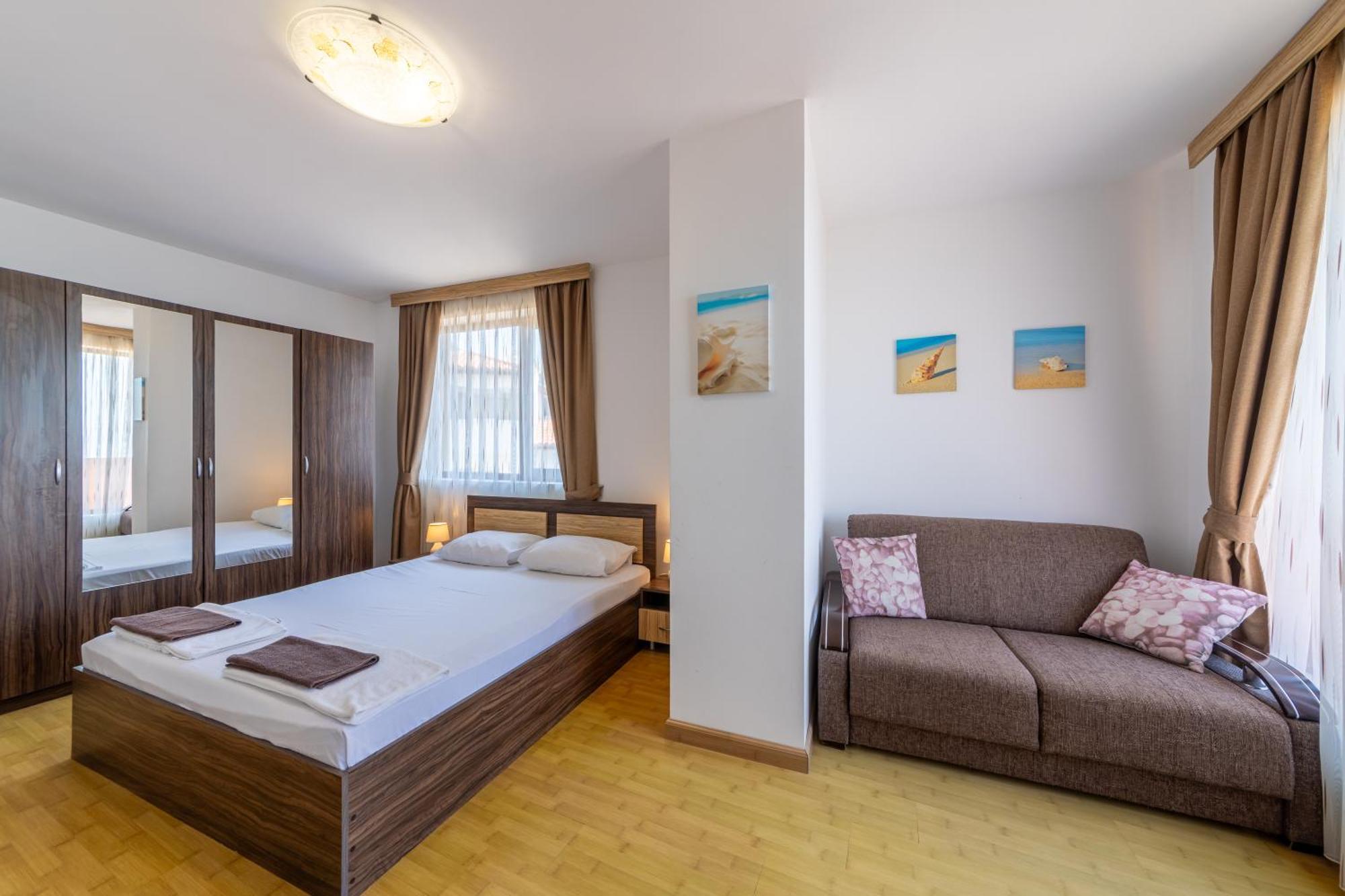 Supreme Beach Apartments 巴尔奇克 外观 照片