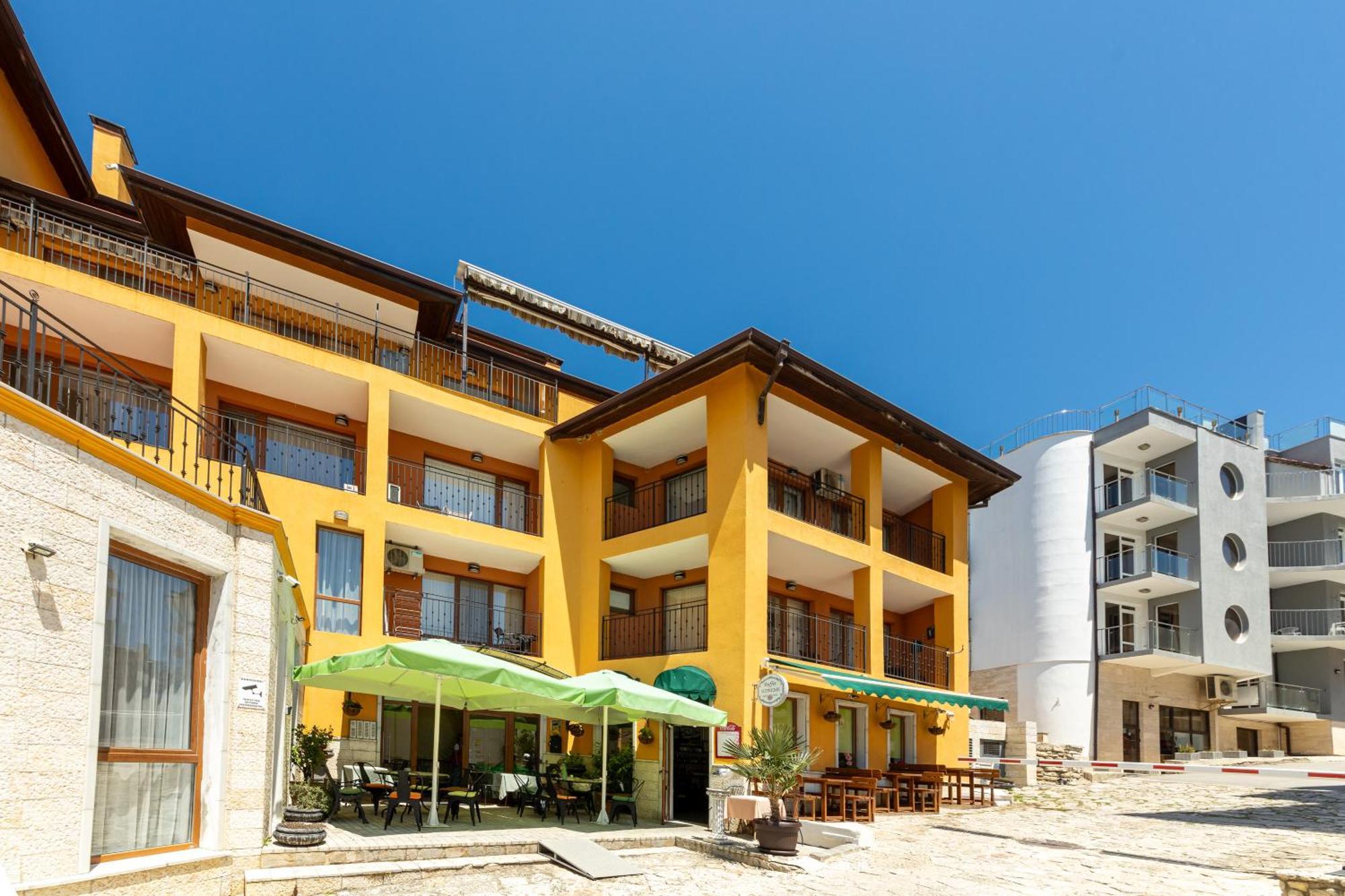 Supreme Beach Apartments 巴尔奇克 外观 照片