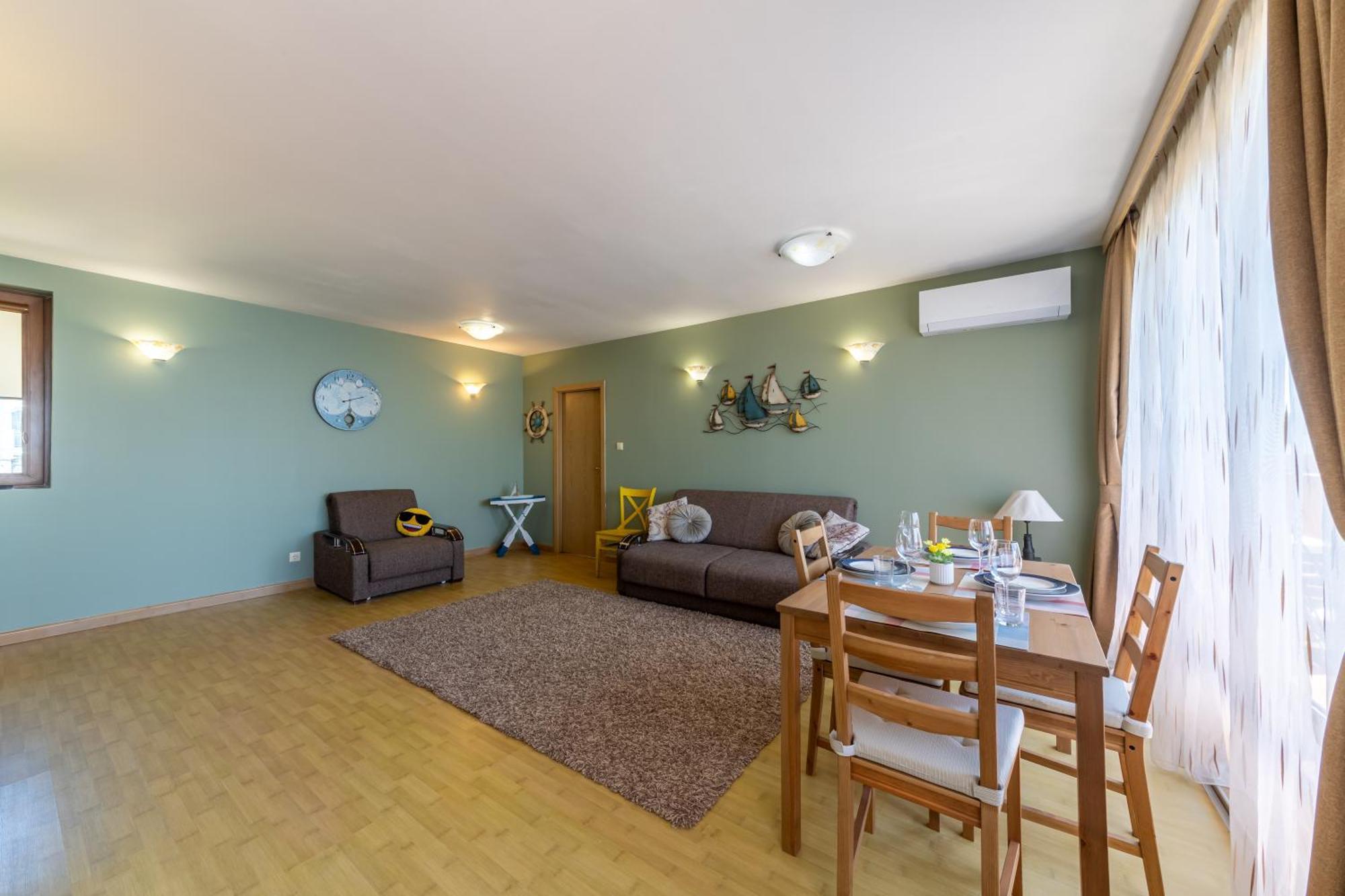 Supreme Beach Apartments 巴尔奇克 外观 照片